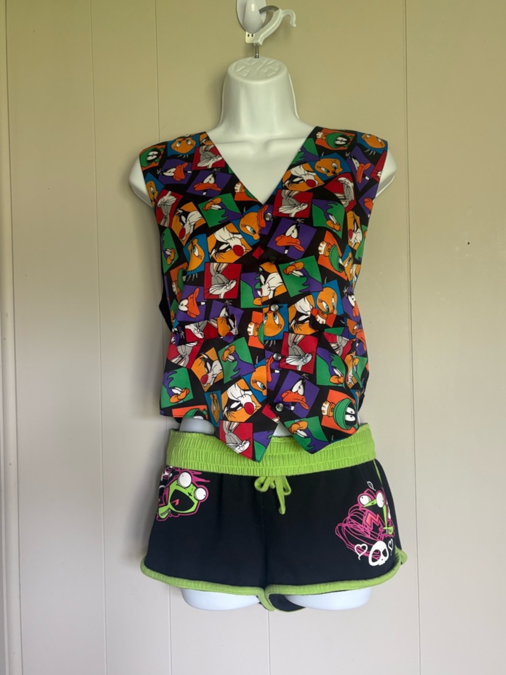 Looney Tunes Vest